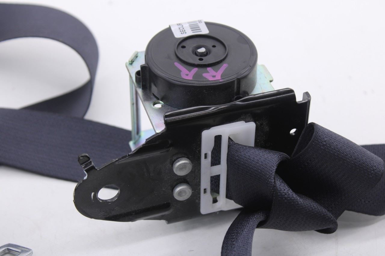 11-25 Mitsubishi Outlander Sport SE Rear Right Side 2nd Row Seat Belt Retractor5