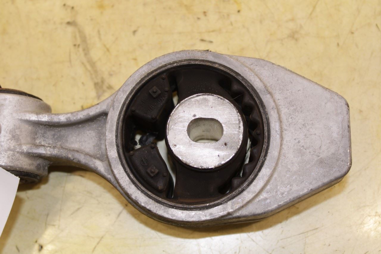 2014-2020 Infiniti QX60 3.5L FWD Engine Torque Rod Mount Bracket 11350-4RA0A OEM - Alshned Auto Parts