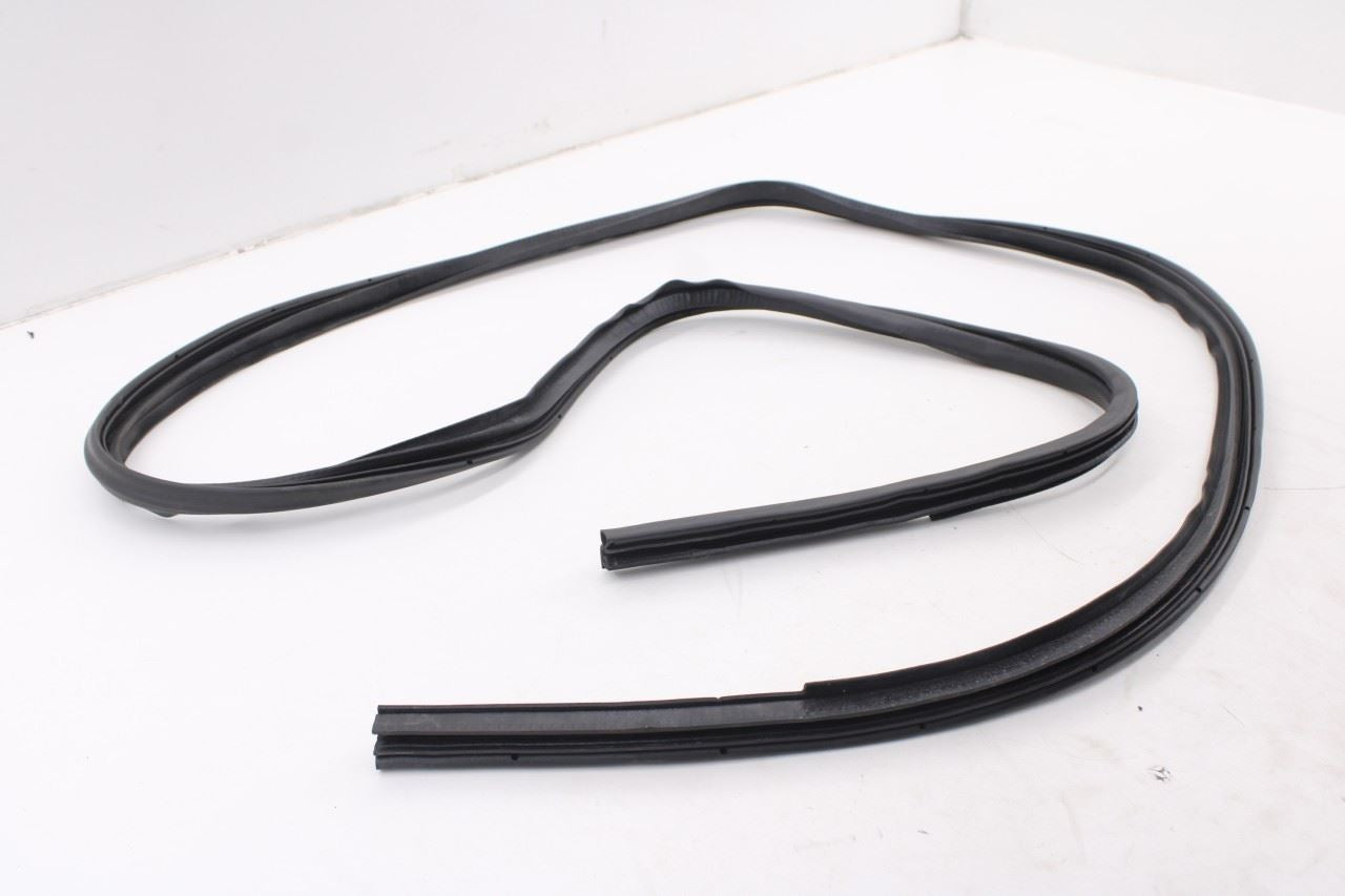 2011-25 Mitsubishi Outlander Sport SE Front Right Side Door Weatherstrip On Body7