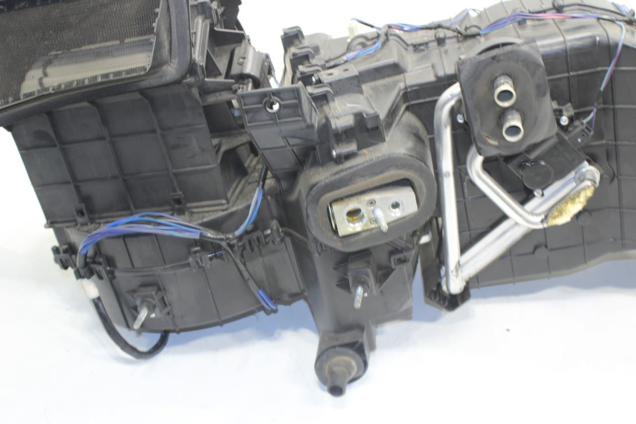 2014-2015 Ram 1500 Crew Cab Laramie HVAC Heater Blower Housing Box 68195966AE - Alshned Auto Parts