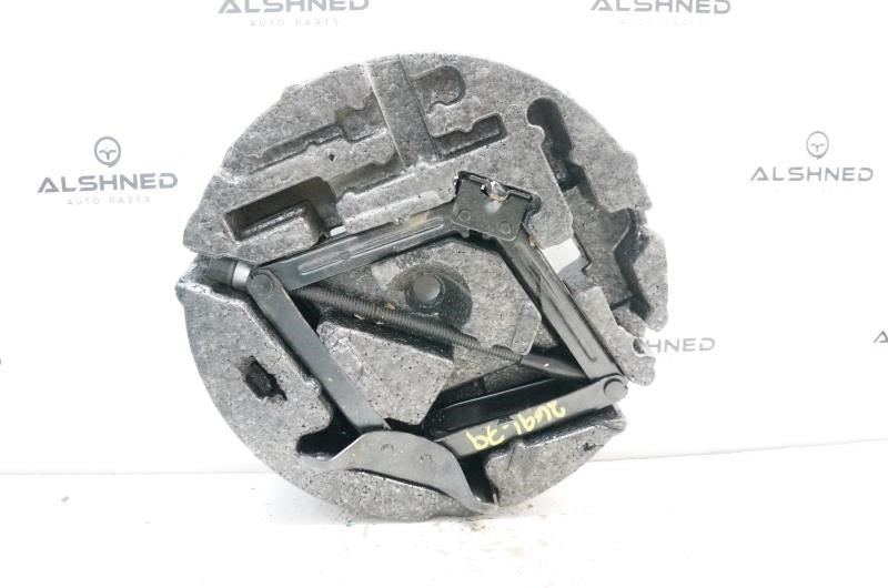 2011-2014 Buick Regal Lift Jack with Foam Holder 22787725 OEM - Alshned Auto Parts