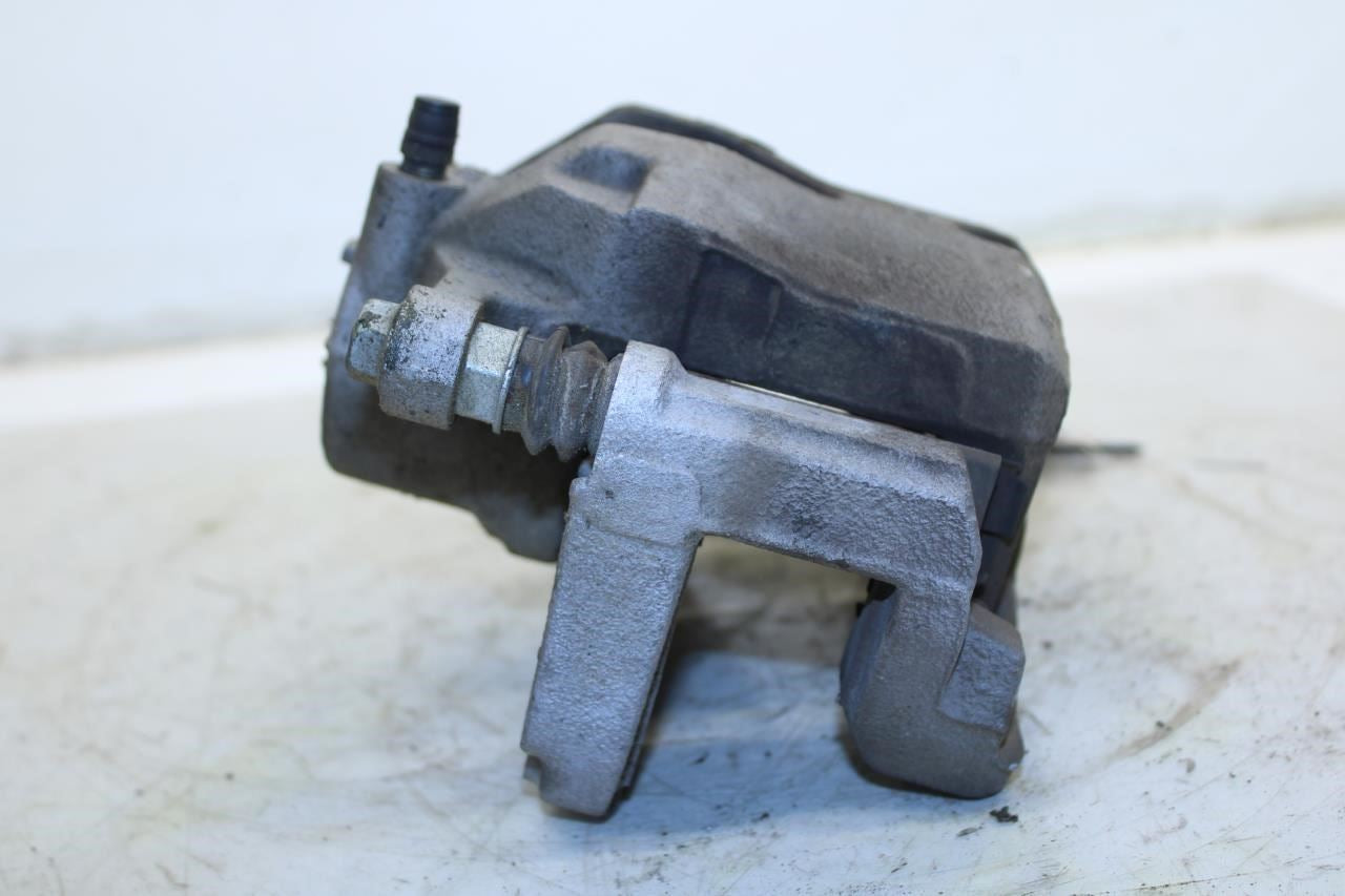 2019-20 Hyundai Santa Fe Limited FWD Front Right Brake Disc Caliper 58190-S1A00 - Alshned Auto Parts