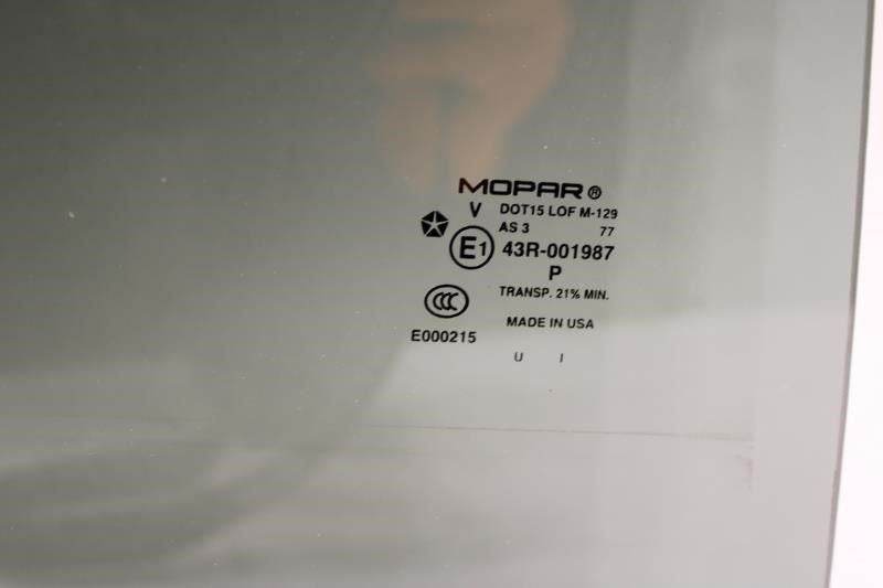 2018-2021 Jeep Cherokee RR Right Passenger Side Door Window Glass 68104622AC OEM - Alshned Auto Parts