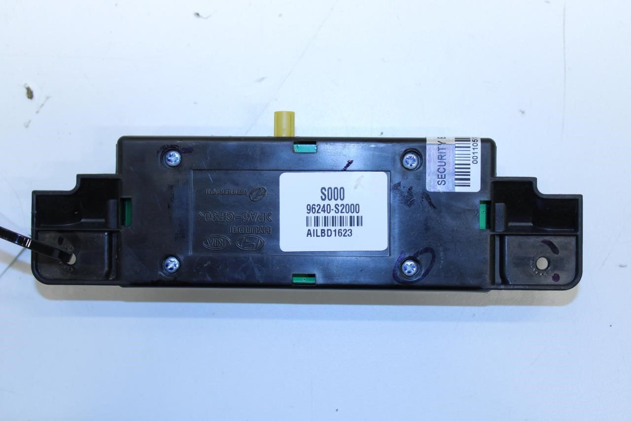2019-2020 Hyundai Santa Fe Limited GPS Antenna Control Module 96240-S2000 OEM - Alshned Auto Parts