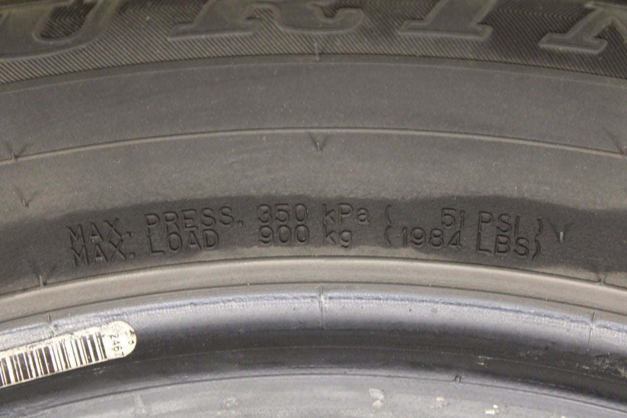 2021 Tire Sumitomo Touring LSH 235/65R17 104H R66809 - Alshned Auto Parts