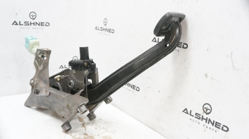 15-20 Ford F150 3.3L Brake Pedal w/ Bracket and Stop Light Switch HL34-2D264-BD0