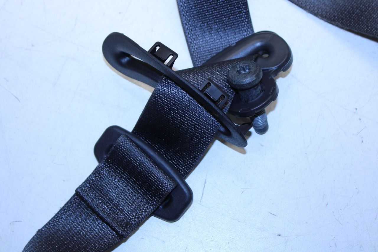 14-18 Jeep Cherokee 75th Anniversary Rear Left Side 2nd Row Seat Belt Retractor - Alshned Auto Parts