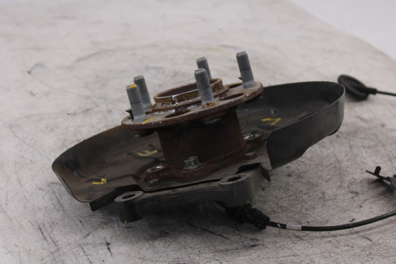 2021-2026 Hyundai Elantra SE 2.0L FWD Rear Driver Left Side Spindle Knuckle Hub8