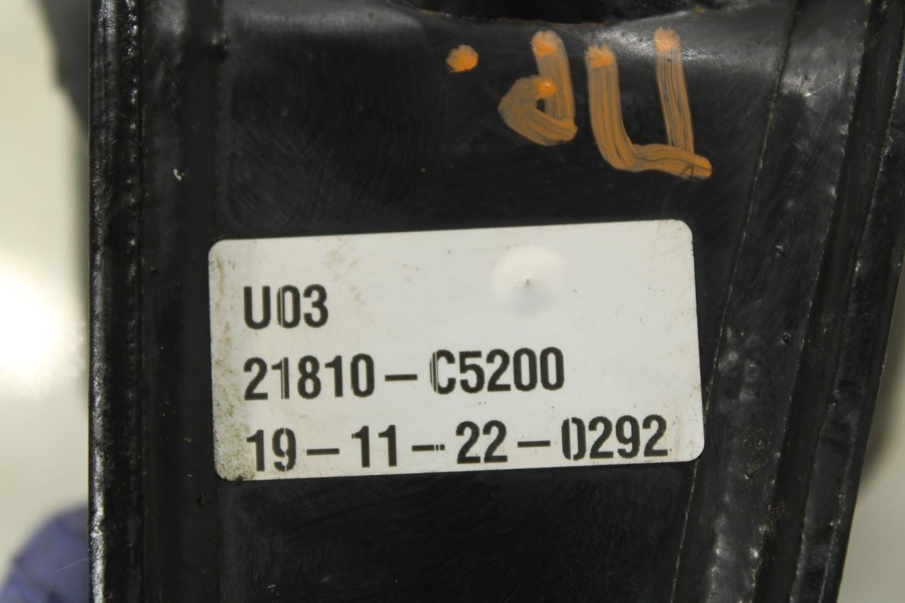 16-20 Kia Sorento LX 3.3L Front Right Upper Engine Mount Bracket 21810-C5200 OEM - Alshned Auto Parts