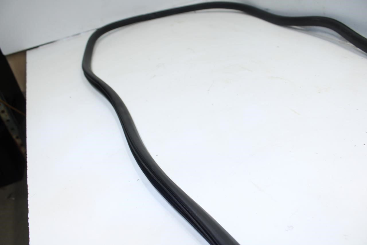 2018-2024 GMC Terrain Denali Rear Left Driver Door Weatherstrip On Body 84360723 - Alshned Auto Parts