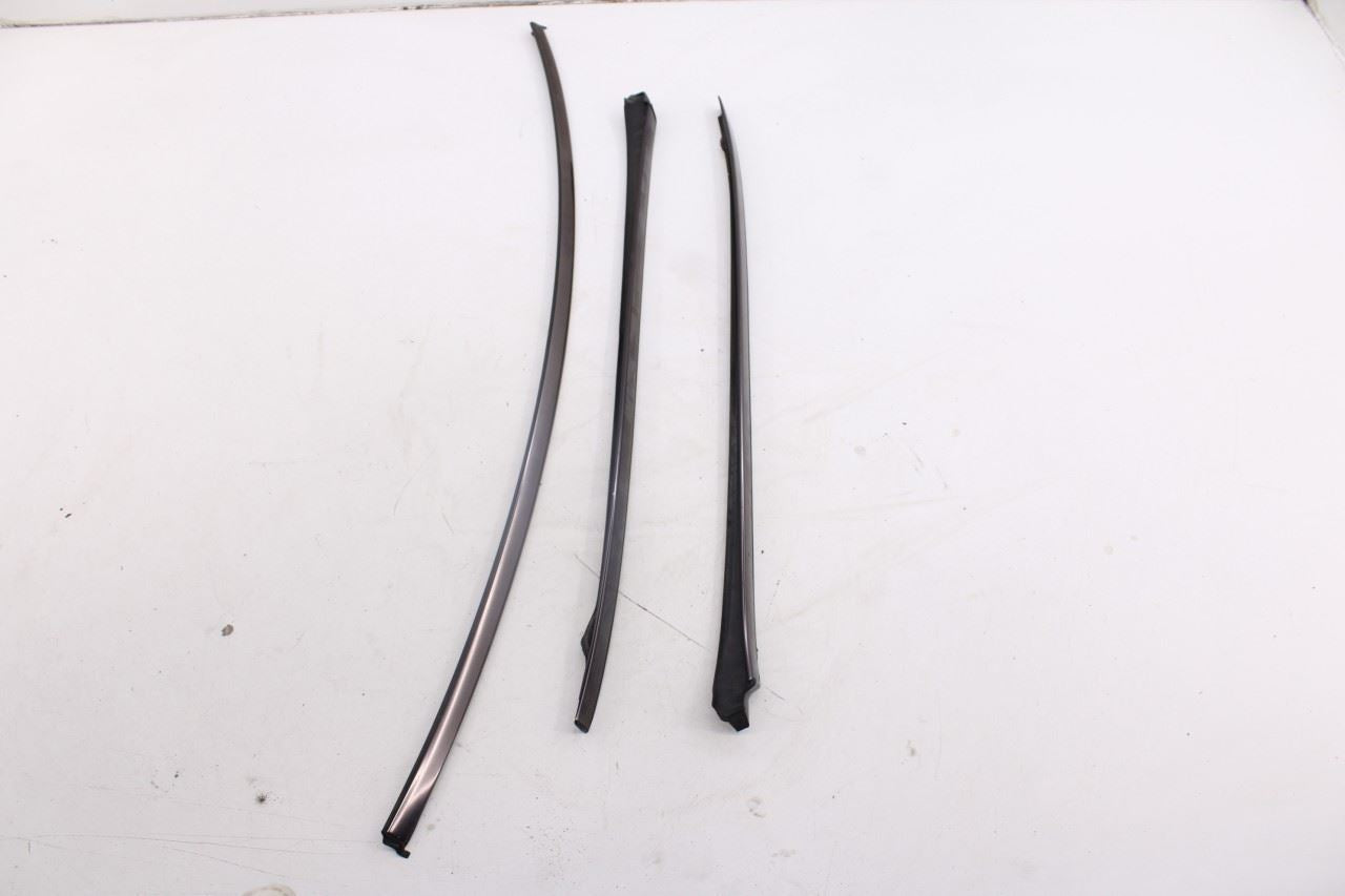 2006-09 Mercedes-Benz CLK350 Front RH and LH and Top Windshield Molding Set of 30