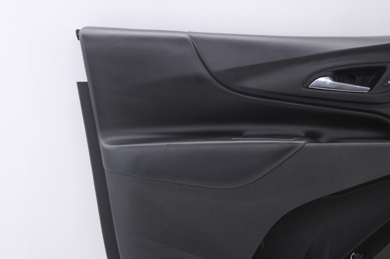 2018 Chevrolet Equinox LT Front Left Side Door Trim Panel 84524698 OEM *ReaD* - Alshned Auto Parts