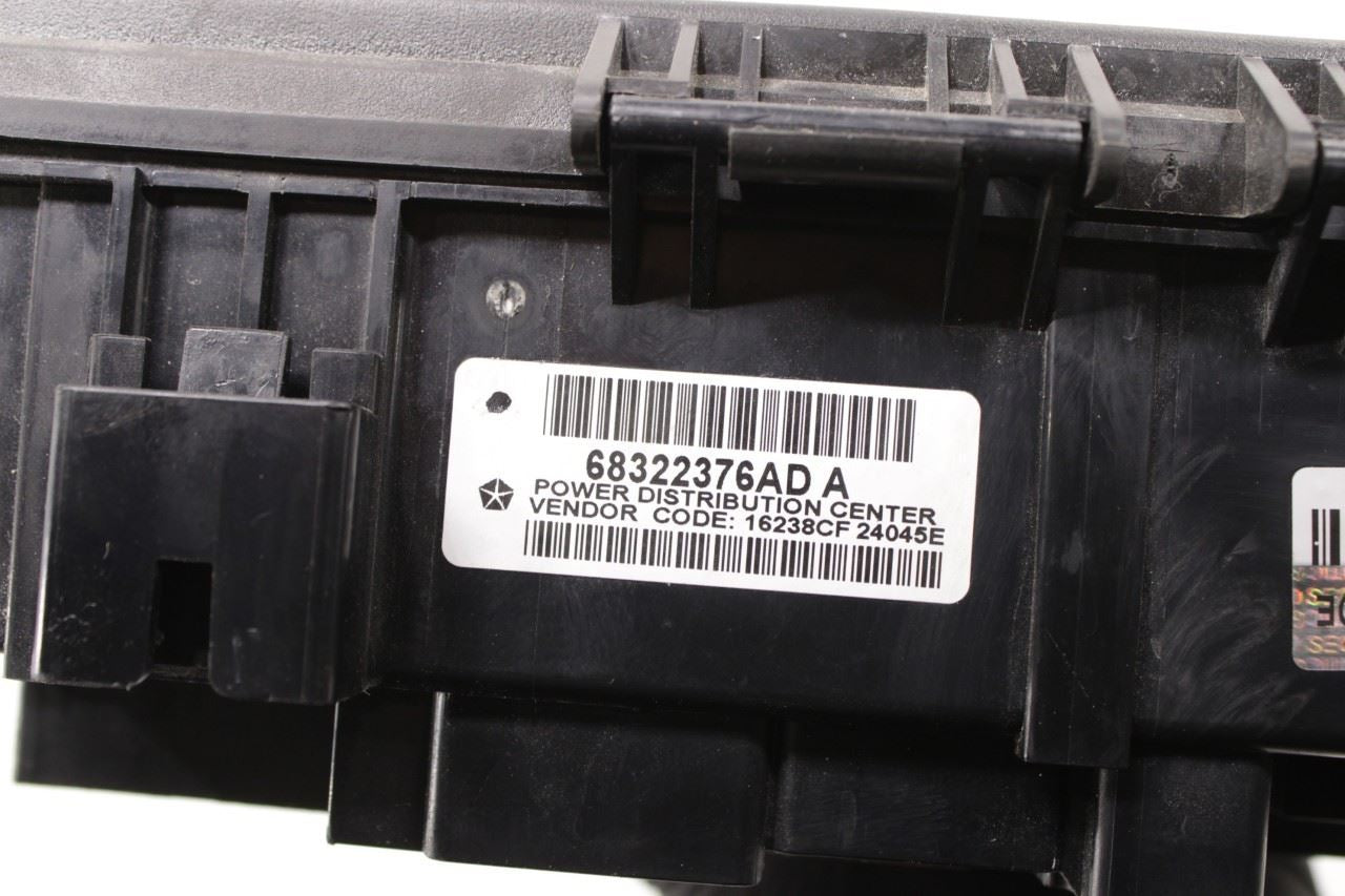 15-18 Ram 2500 Tradesman 6.4L 2WD Intelligent Power Distribution Center Fuse Box - Alshned Auto Parts