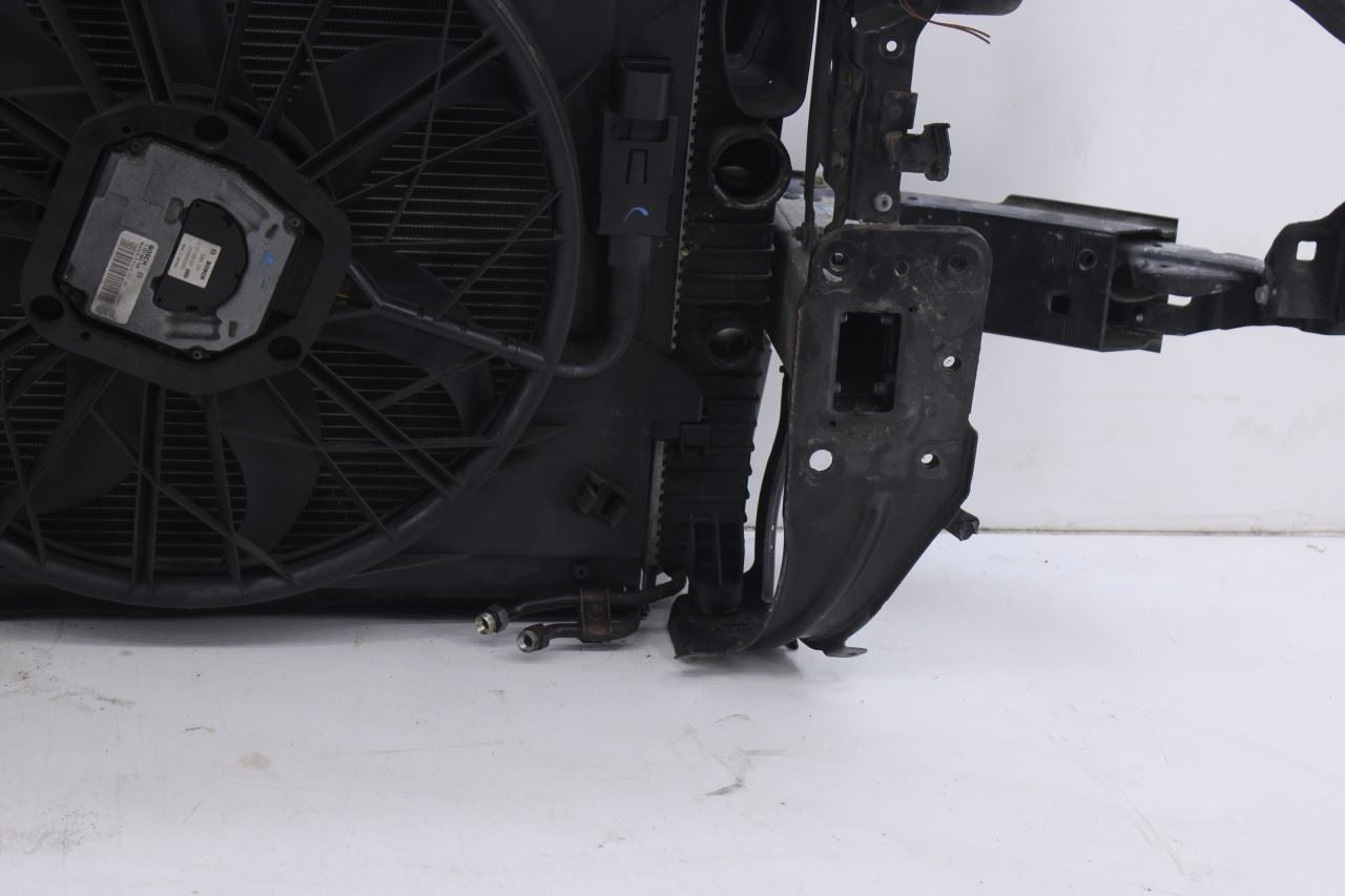 03-06 Mercedes-Benz E500 5L Engine Radiator w/ Cooling Fan Motor Assy 211500020215