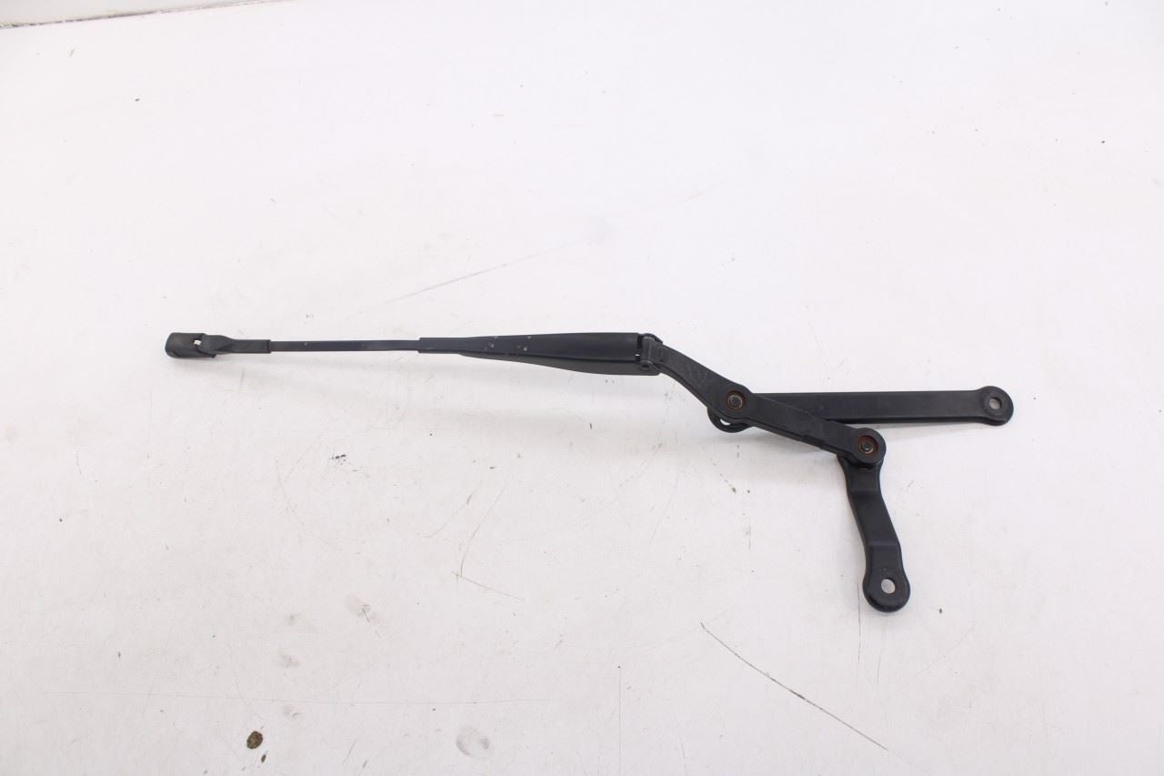 2015-2023 Mercedes-Benz C300 4Matic Front Left and Right Windshield Wiper Arm3