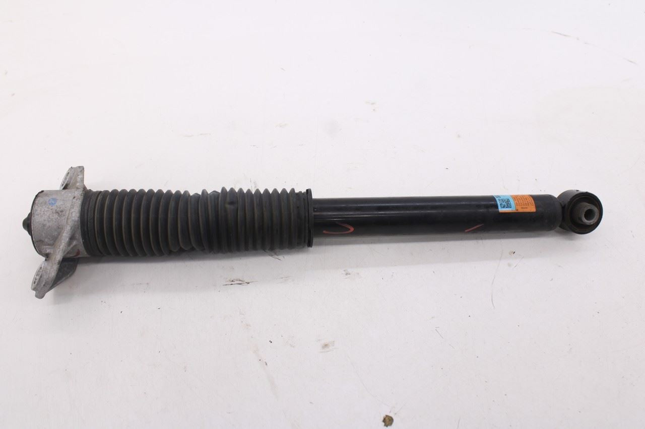 16-22 KIA Sportage Nightfall 2.4L Rear Right and Left Side Shock Strut Absorber4