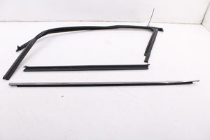 19-26 Volkswagen Jetta SE FR RH Door Run Channel w/ Belt Weatherstrip Set *ReaD*