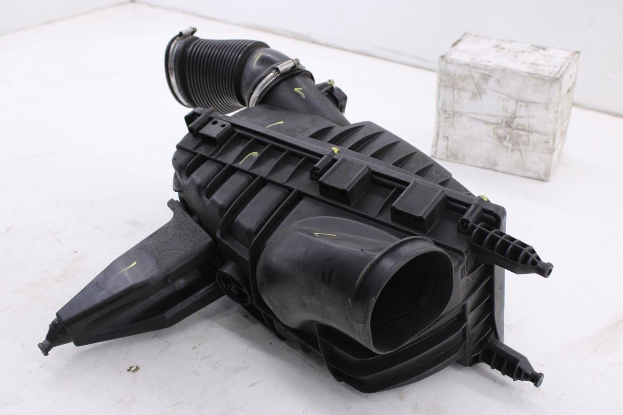 10-12 Land Rover Range Rover HSE 5.0L Left Side Air Intake Cleaner w/ Duct Tube - Alshned Auto Parts