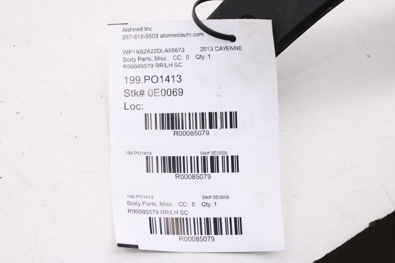 2011-18 Porsche Cayenne S Rear Left Fender Wheel Opening Molding 958559827109B911