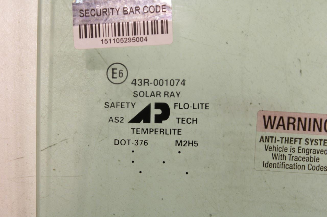 1997-2004 Chevrolet Corvette Front Right Side Door Window Glass 10403190 OEM - Alshned Auto Parts