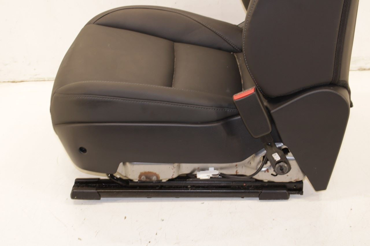 2021-2025 Mazda CX30 S 2.5L AWD Front Passenger Right Side Seat Complete *ReaD* - Alshned Auto Parts