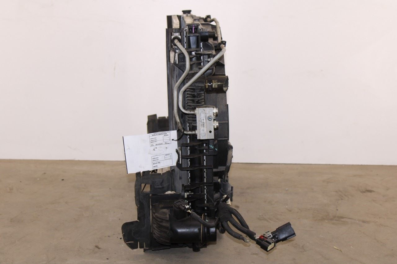 18-19 Chevrolet Equinox LT 1.5L Engine Radiator w/ Cooling Fan Motor Assy *ReaD*12