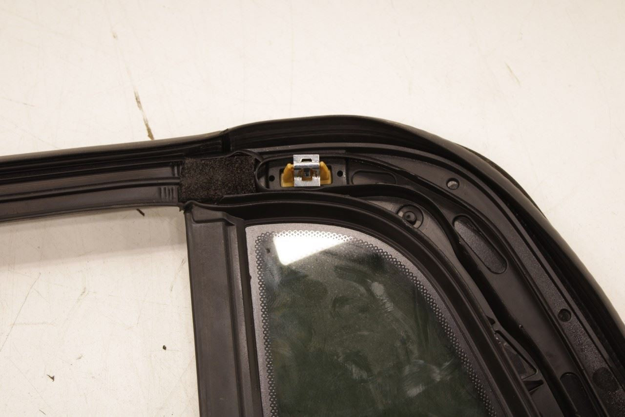 17-23 GMC Acadia SLT-1 Rear RH Door Vent Glass Run Channel w/ Belt Molding Seal - Alshned Auto Parts