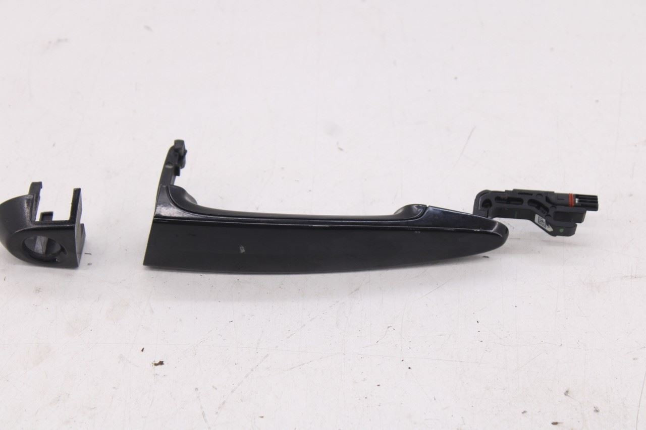 2007-2013 BMW X5 xDrive35i 3.0L AWD Front Driver Left Side Door Exterior Handle3
