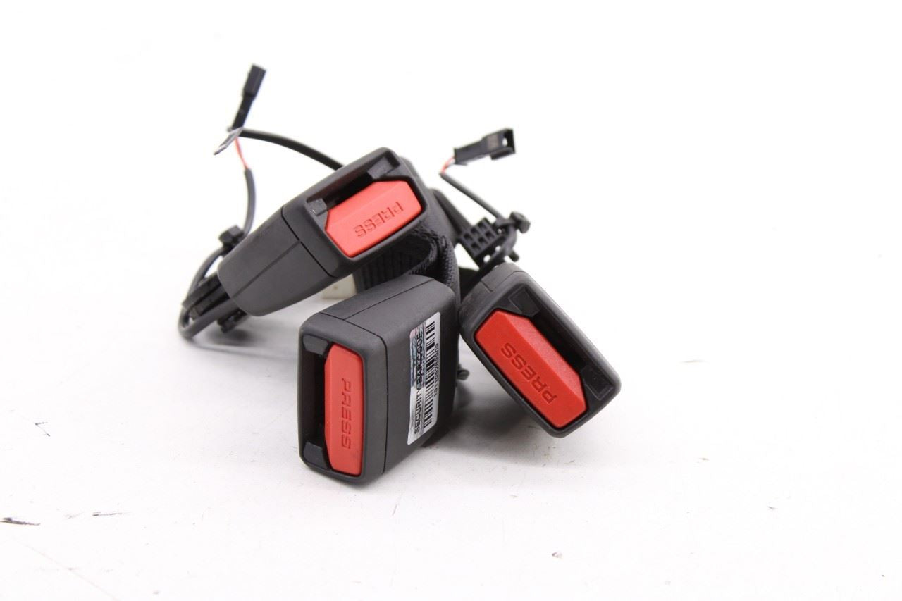 23-25 BMW 430i xDrive Gran Coupe Rear RH LH Center 2nd Row Seat Belt Buckle Set - Alshned Auto Parts