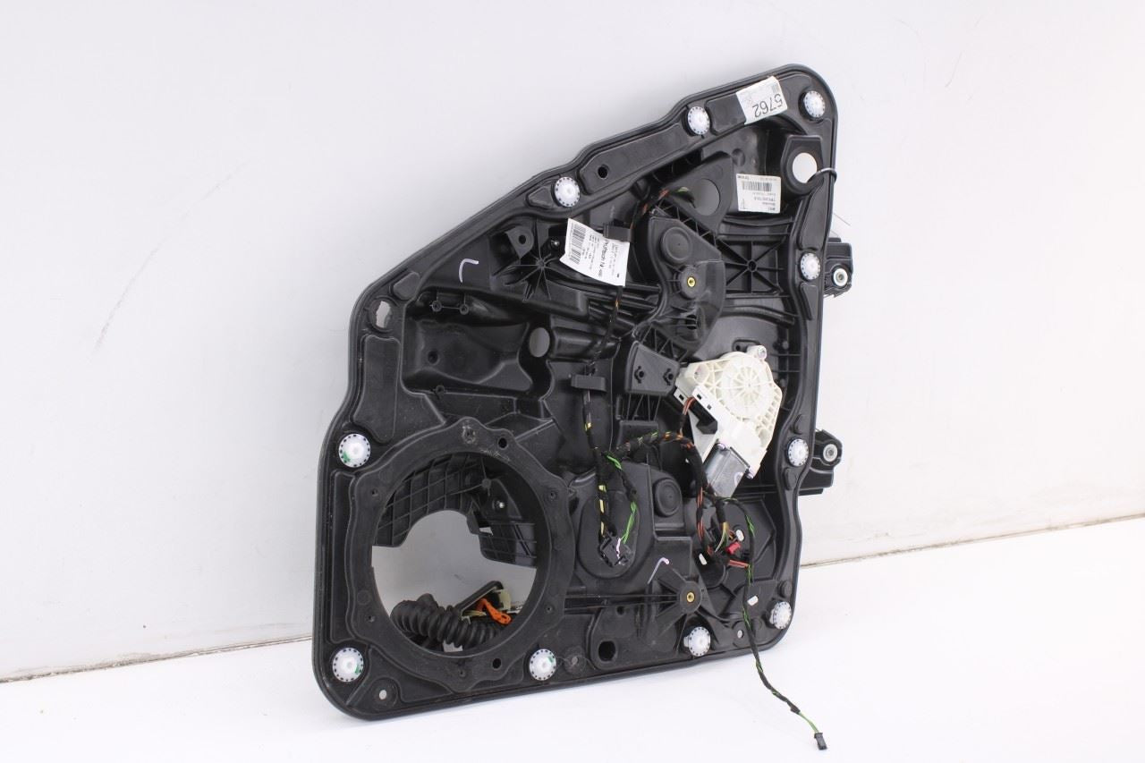 2011-2018 Porsche Cayenne S Rear Left Door Window Regulator w/ Carrier and Motor0