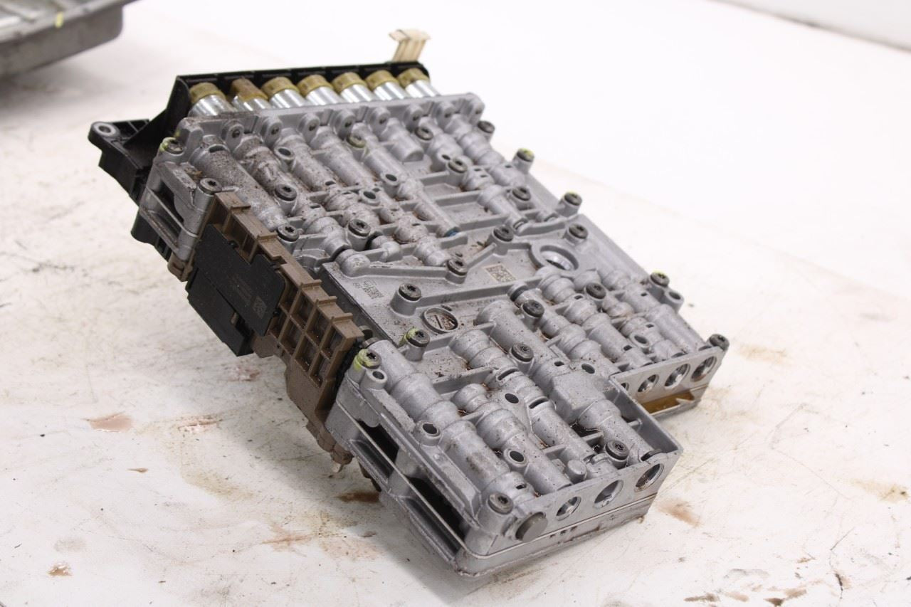 15-17 Ford Mustang Conv V6 3.7L RWD 6-Spd Auto Transmission Valve Body w Oil Pan10