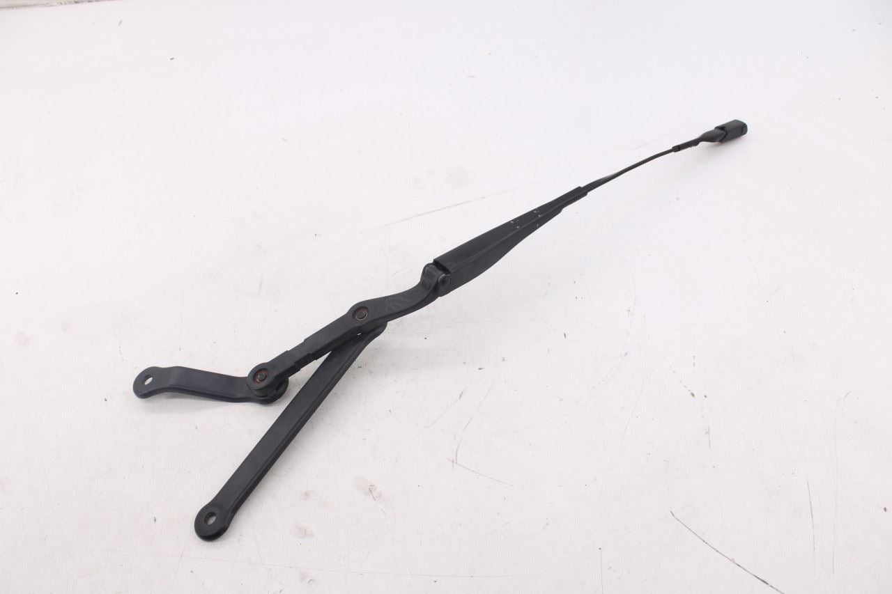 2015-2023 Mercedes-Benz C300 4Matic Front Left and Right Windshield Wiper Arm8