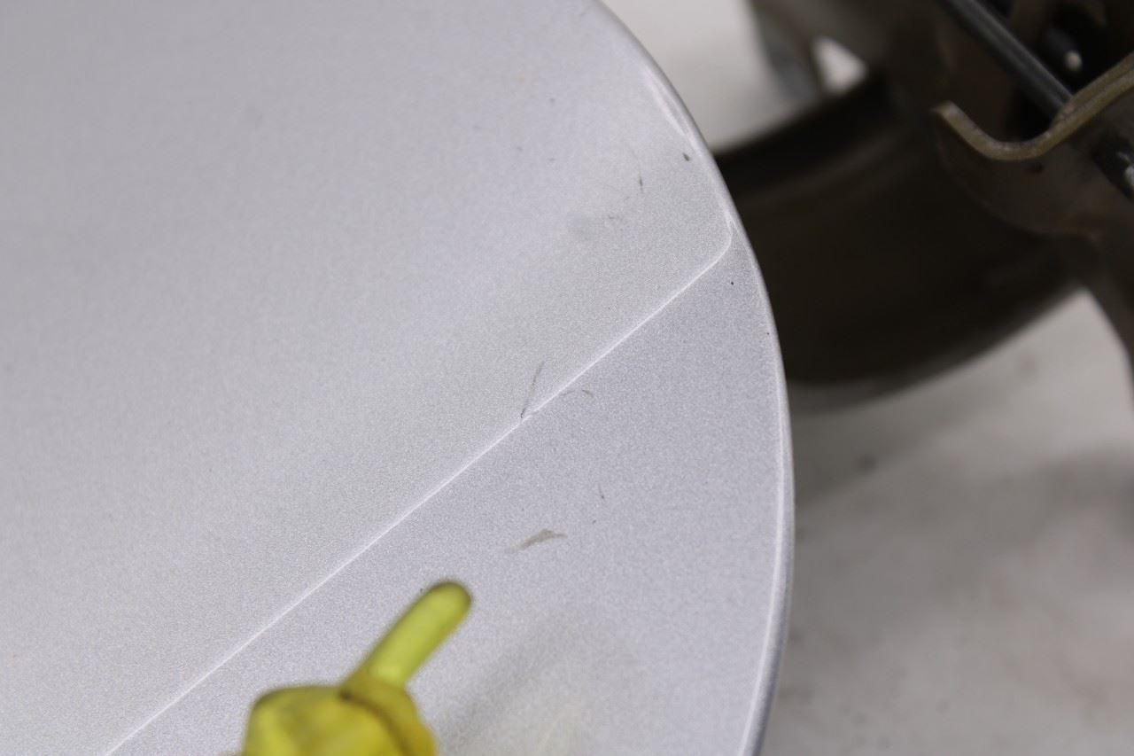 2010-2014 Ford Mustang Premium Conv V6 4.0L RWD Fuel Tank Filler Door Lid Cover7