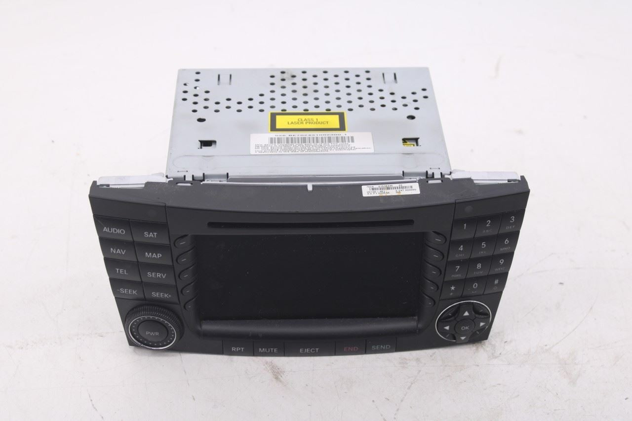 03-06 Mercedes-Benz E500 Harman CD Player Audio Radio Receiver w/ Display Screen0