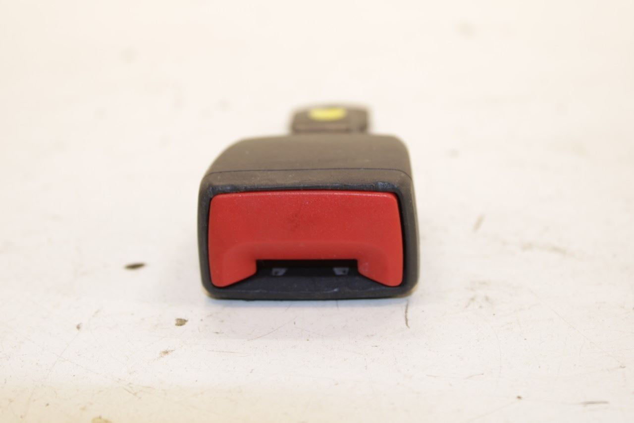 18-23 Volkswagen Atlas S Rear RH LH Side and Center 2nd Row Seat Belt Buckle Set - Alshned Auto Parts