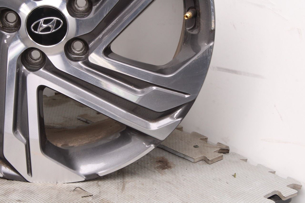 2021-2023 Hyundai Santa Fe SEL Aluminum Wheel R18x7.5J 5 Spoke 52910-S2610 OEM4