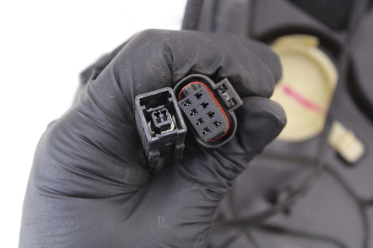 14-23 Jeep Cherokee Limited Front Left Door Window Regulator w/ Carrier w/ Motor - Alshned Auto Parts