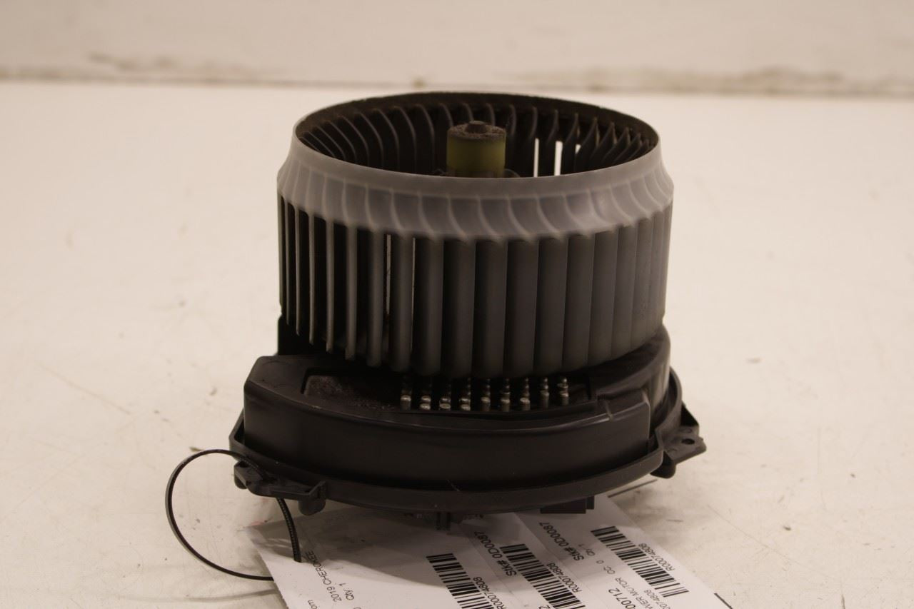 2016-2021 Jeep Cherokee Latitude 3.2L HVAC AC Blower Fan Motor 68223053AC OEM - Alshned Auto Parts