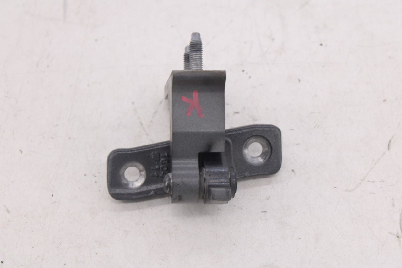15-21 Mercedes-Benz C300 4Matic Front Left Side Door Hinge Upper and Lower Pair18