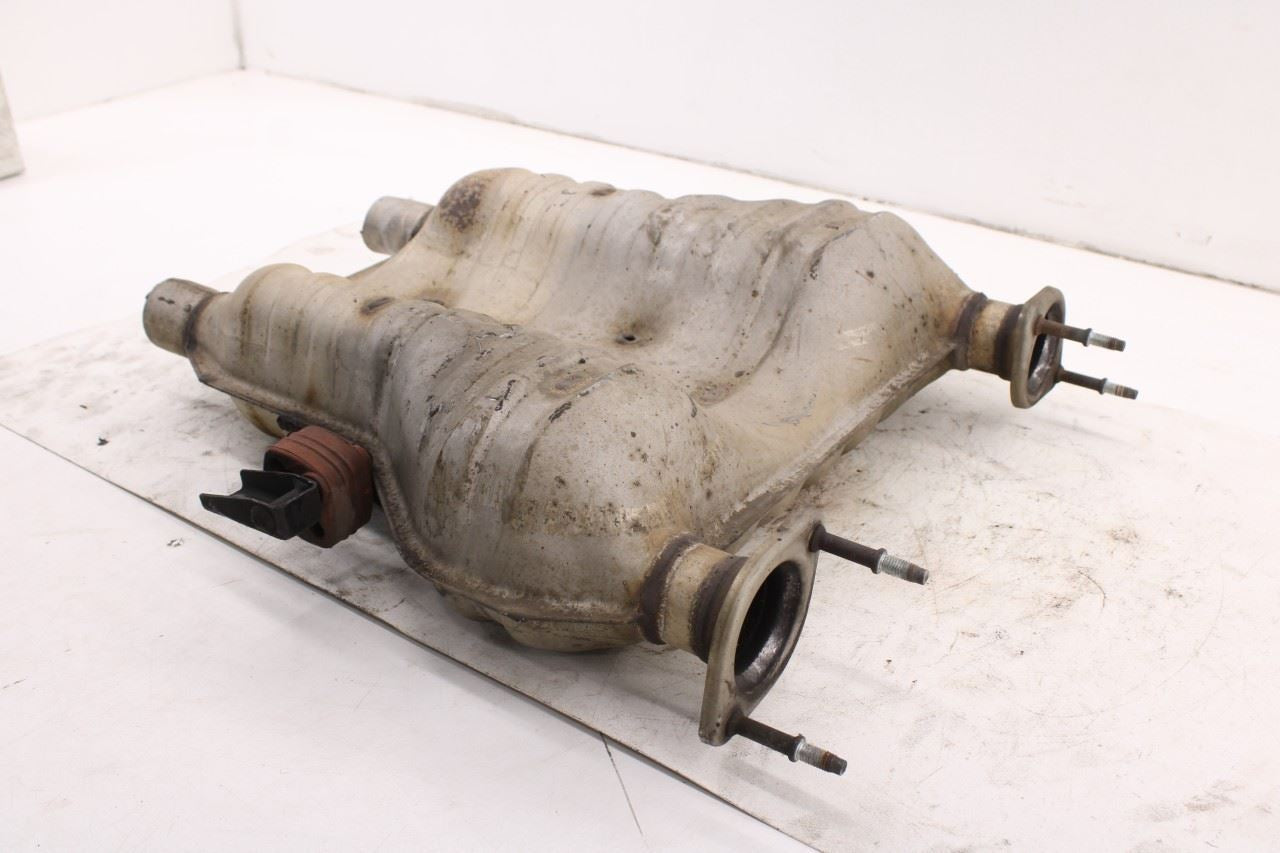 2013-2025 Dodge Durango SXT 3.6L Exhaust System Center Middle Muffler Resonator2