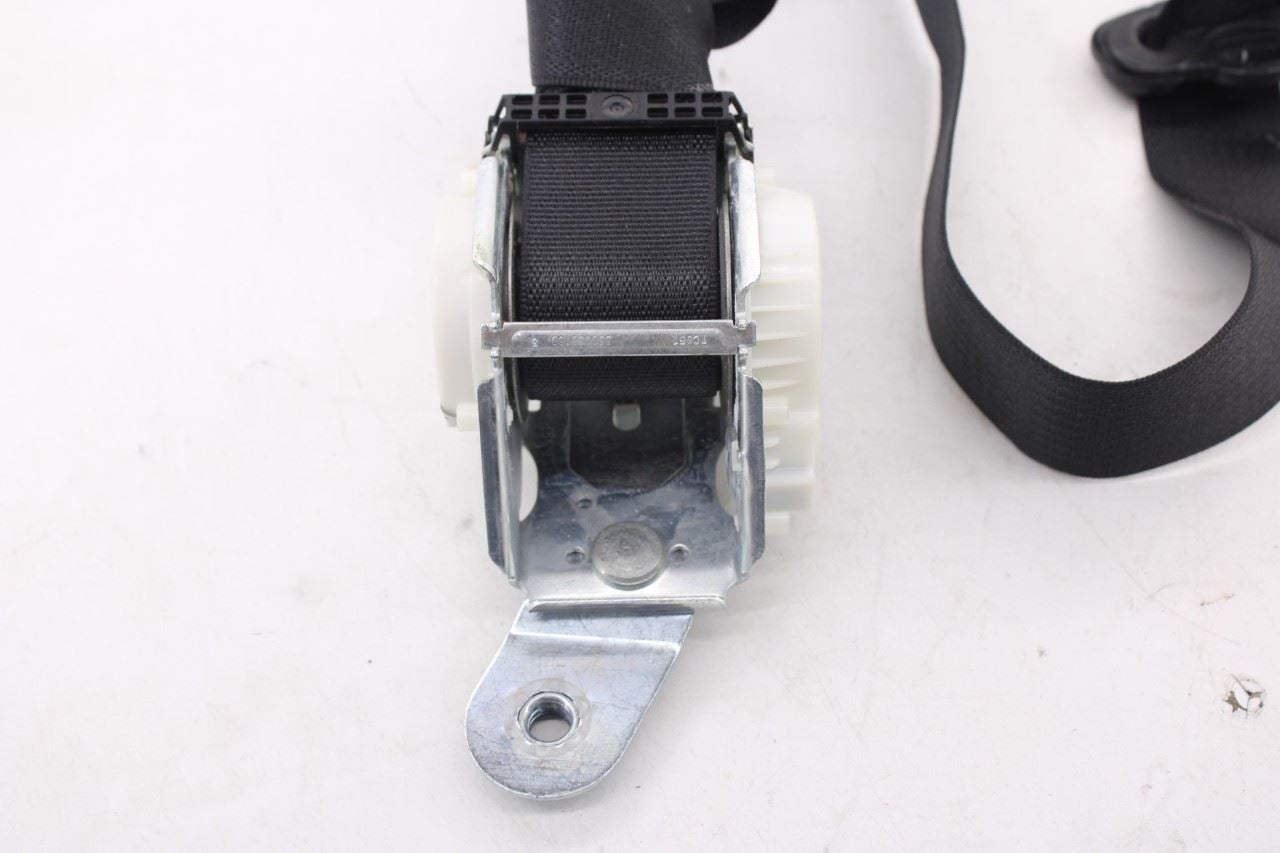 12-20 Dodge Grand Caravan GT Rear Passenger RH Side 2nd Row Seat Belt Retractor4