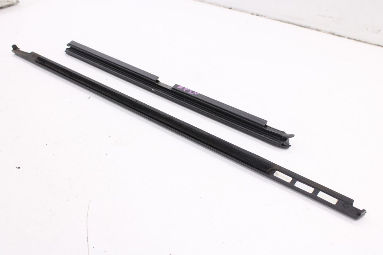 11-18 Porsche Cayenne S Rear Left Door Outer and Inner Belt Molding Weatherstrip8