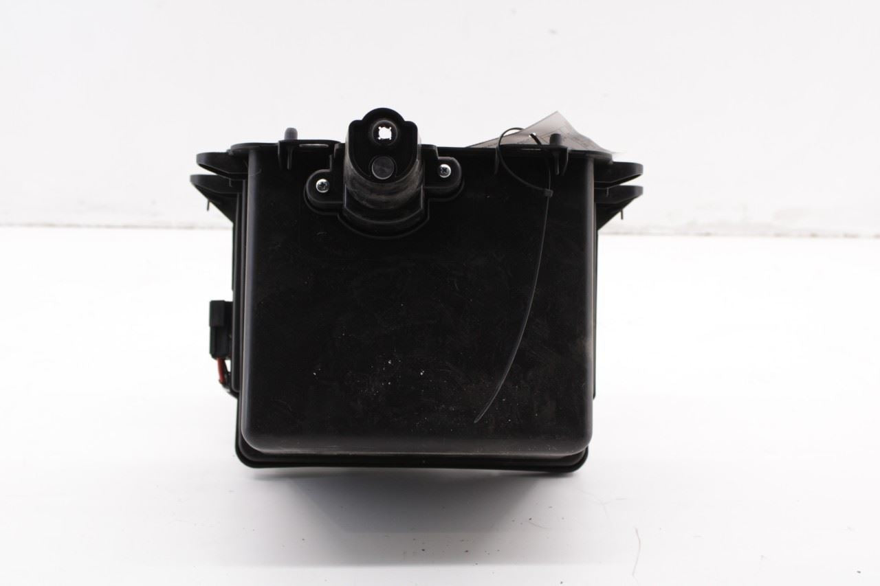 2017-19 Chrysler Pacifica Limited Rear Cargo Stow'N Vacuum Cleaner w/ Reservoir - Alshned Auto Parts