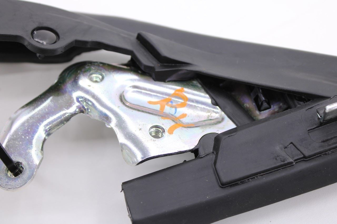 2015-23 Ford Mustang GT Right Side Door Window Corner Weather-strip Seal Molding - Alshned Auto Parts