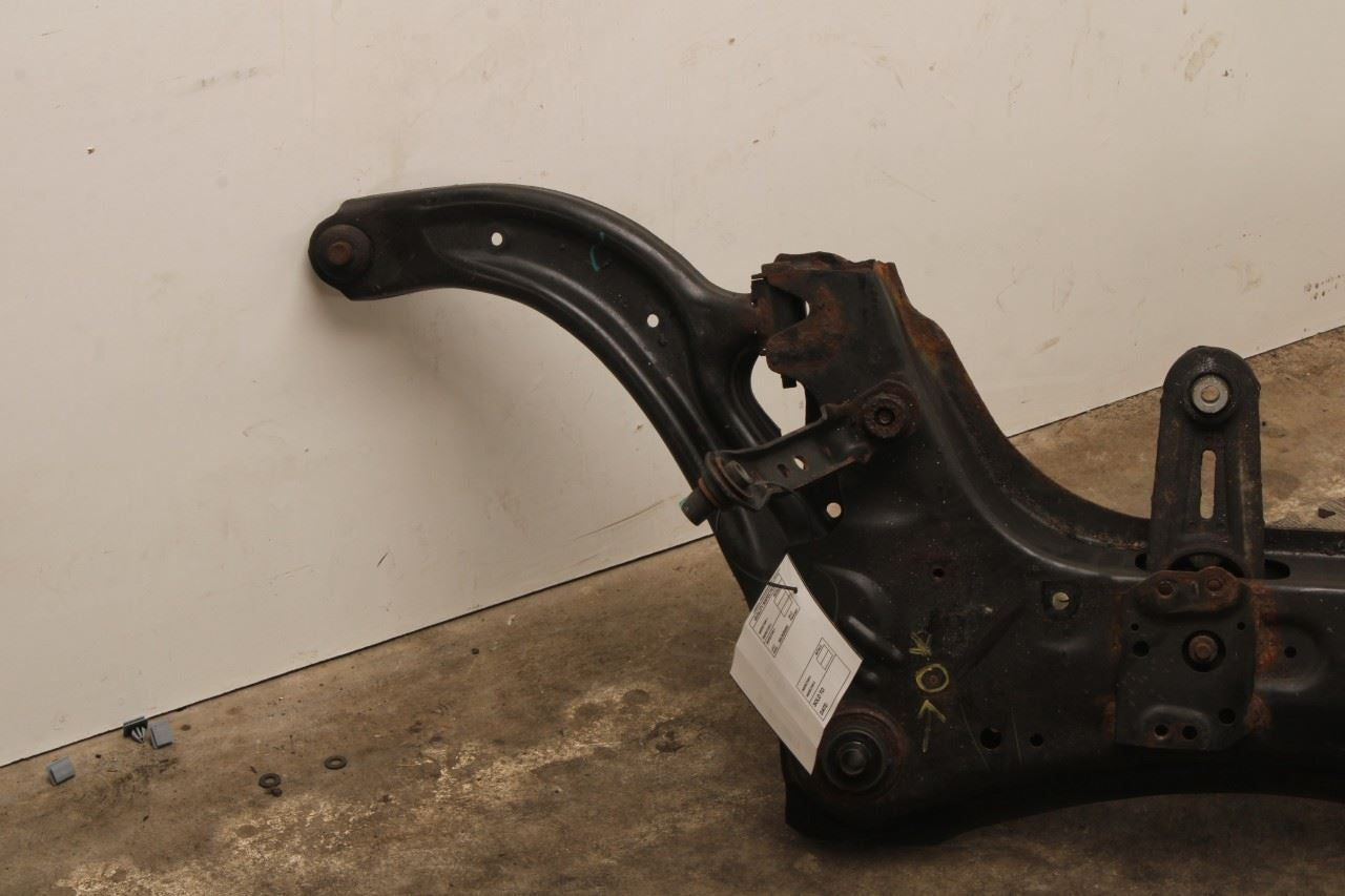 2015-2019 Nissan Sentra SV 1.8L FWD Front Crossmember Subframe 54400-4AT0A OEM4