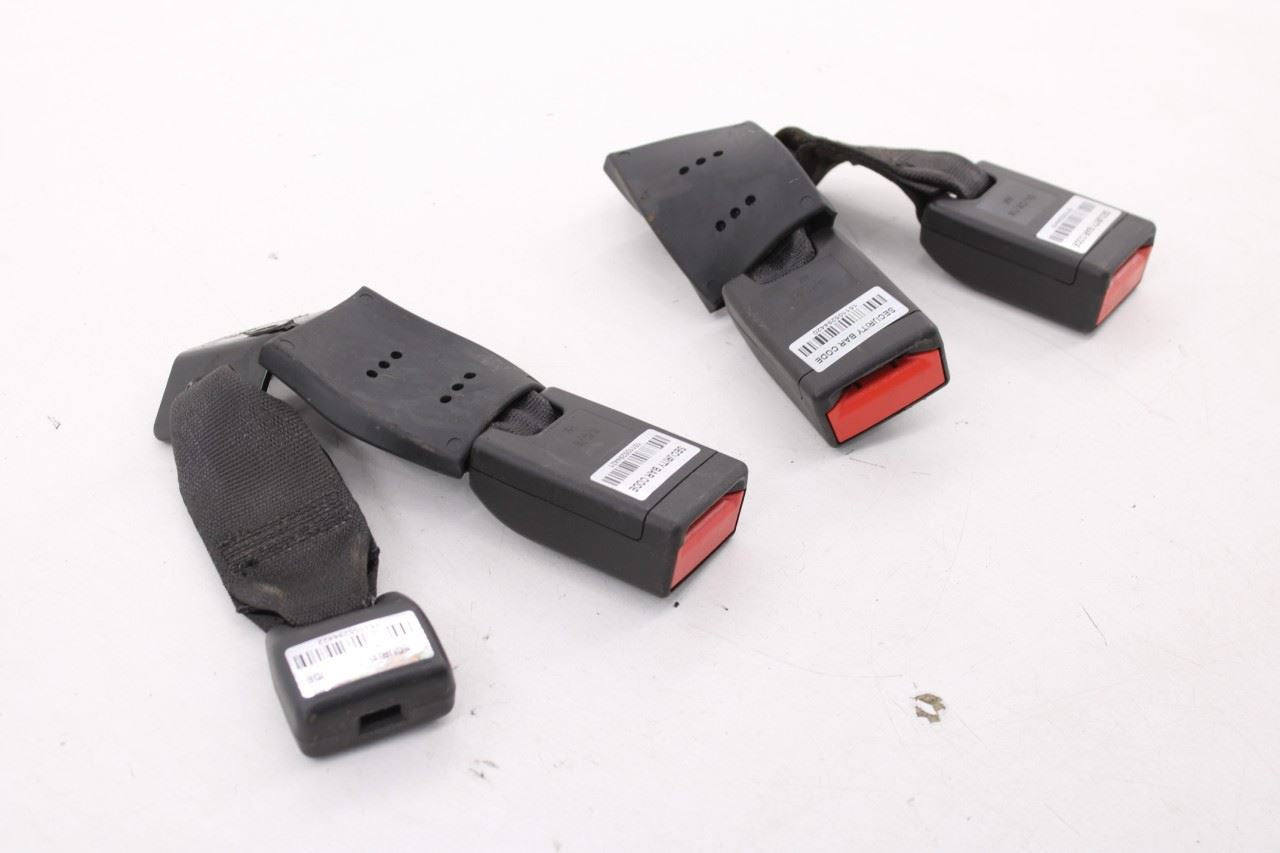 2017-19 Buick LaCrosse Premium Rear Right and Left 2nd Row Seat Belt Buckle Set7
