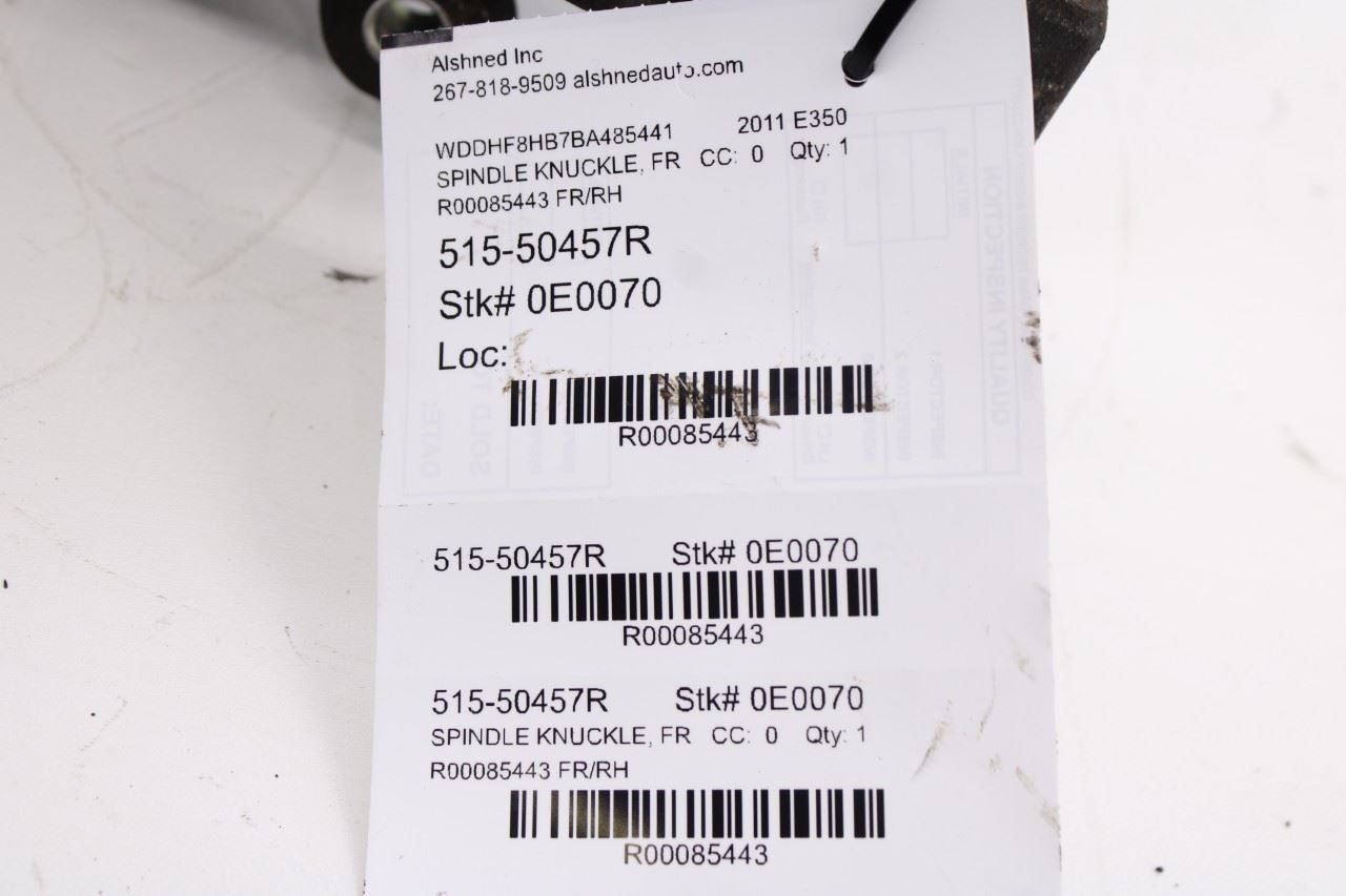 2010-2011 Mercedes-Benz E 350 Luxury 4Matic Front Right Side Spindle Knuckle Hub9