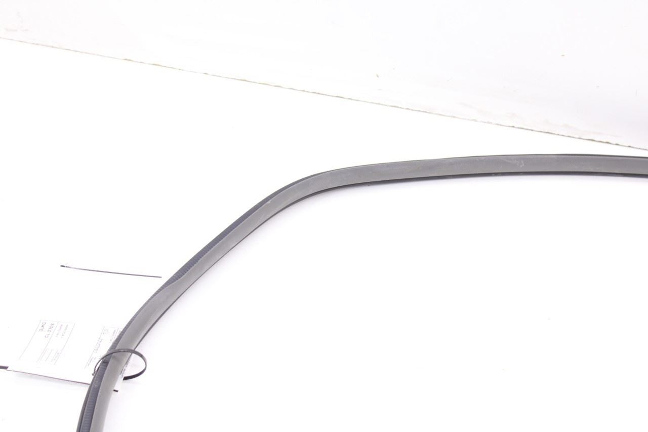 15-20 Toyota Sienna LE Front Right Side Door Weatherstrip On Body 62311-08020-B1 - Alshned Auto Parts