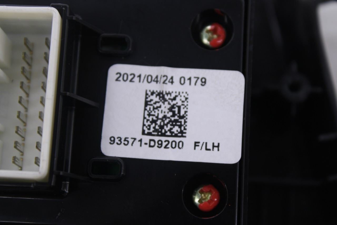 2016-2022 KIA Sportage Nightfall Front Left Side Door Master Window Switch OEM17