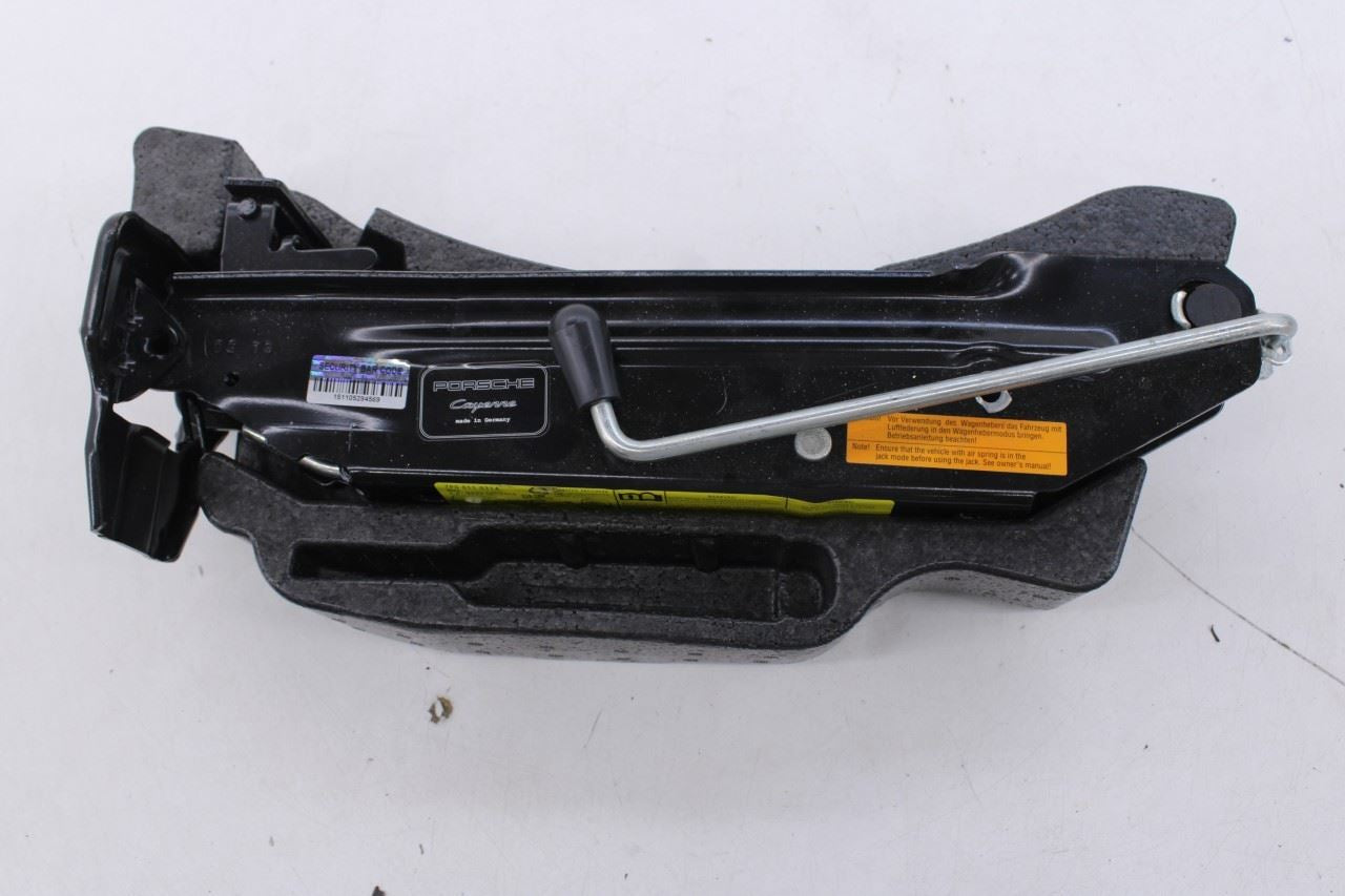2011-18 Porsche Cayenne S Lifting Jack and Tool Kit w/ Containers and Compressor11